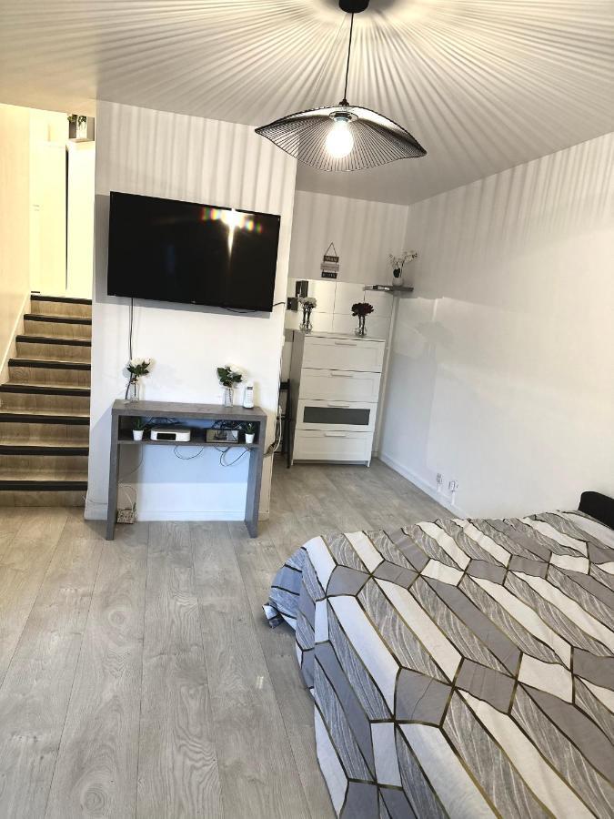 נואזי-לה-גראן Jolie Appartement Duplex 2 Min Gare-Disney Et Paris 15 Min מראה חיצוני תמונה