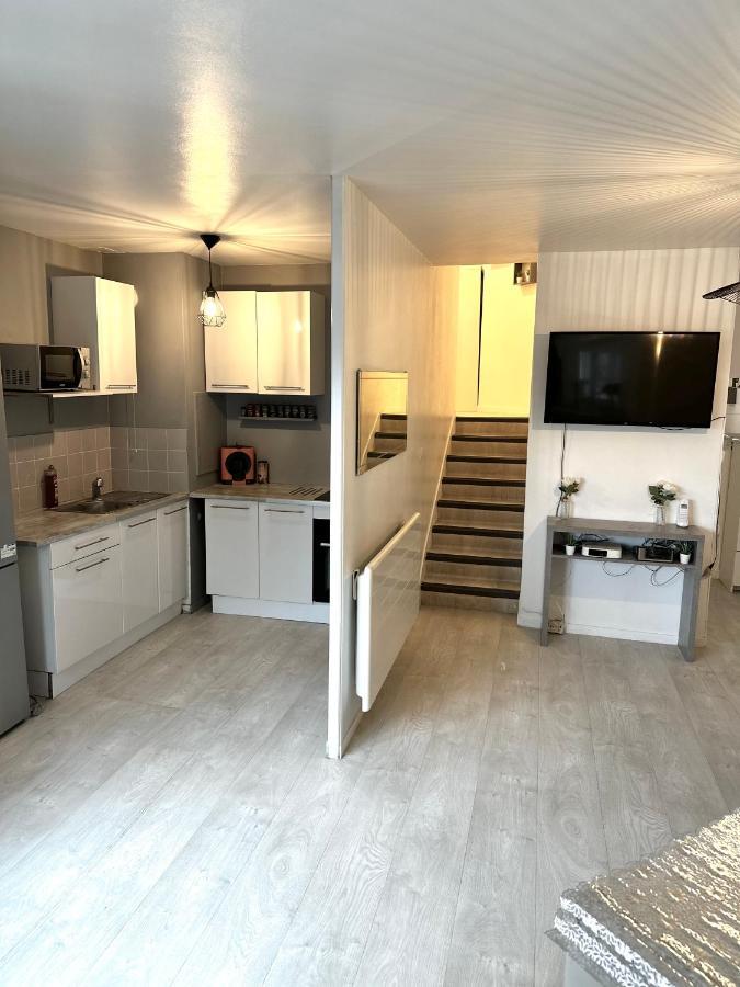 נואזי-לה-גראן Jolie Appartement Duplex 2 Min Gare-Disney Et Paris 15 Min מראה חיצוני תמונה