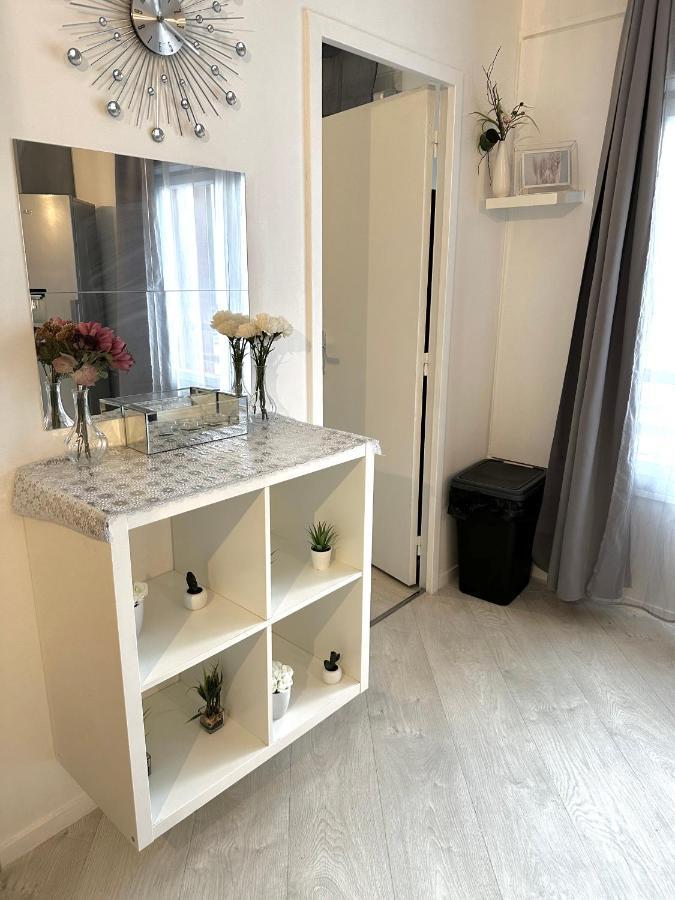 נואזי-לה-גראן Jolie Appartement Duplex 2 Min Gare-Disney Et Paris 15 Min מראה חיצוני תמונה