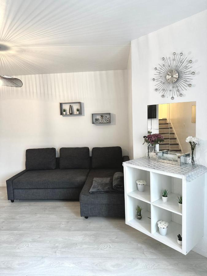 נואזי-לה-גראן Jolie Appartement Duplex 2 Min Gare-Disney Et Paris 15 Min מראה חיצוני תמונה